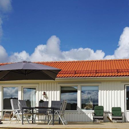 Holiday Home Grebbestad XII エクステリア 写真